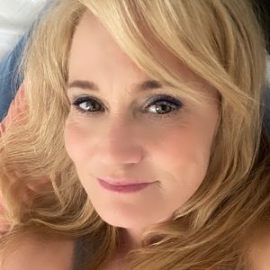 Meet your Posher, Lynette